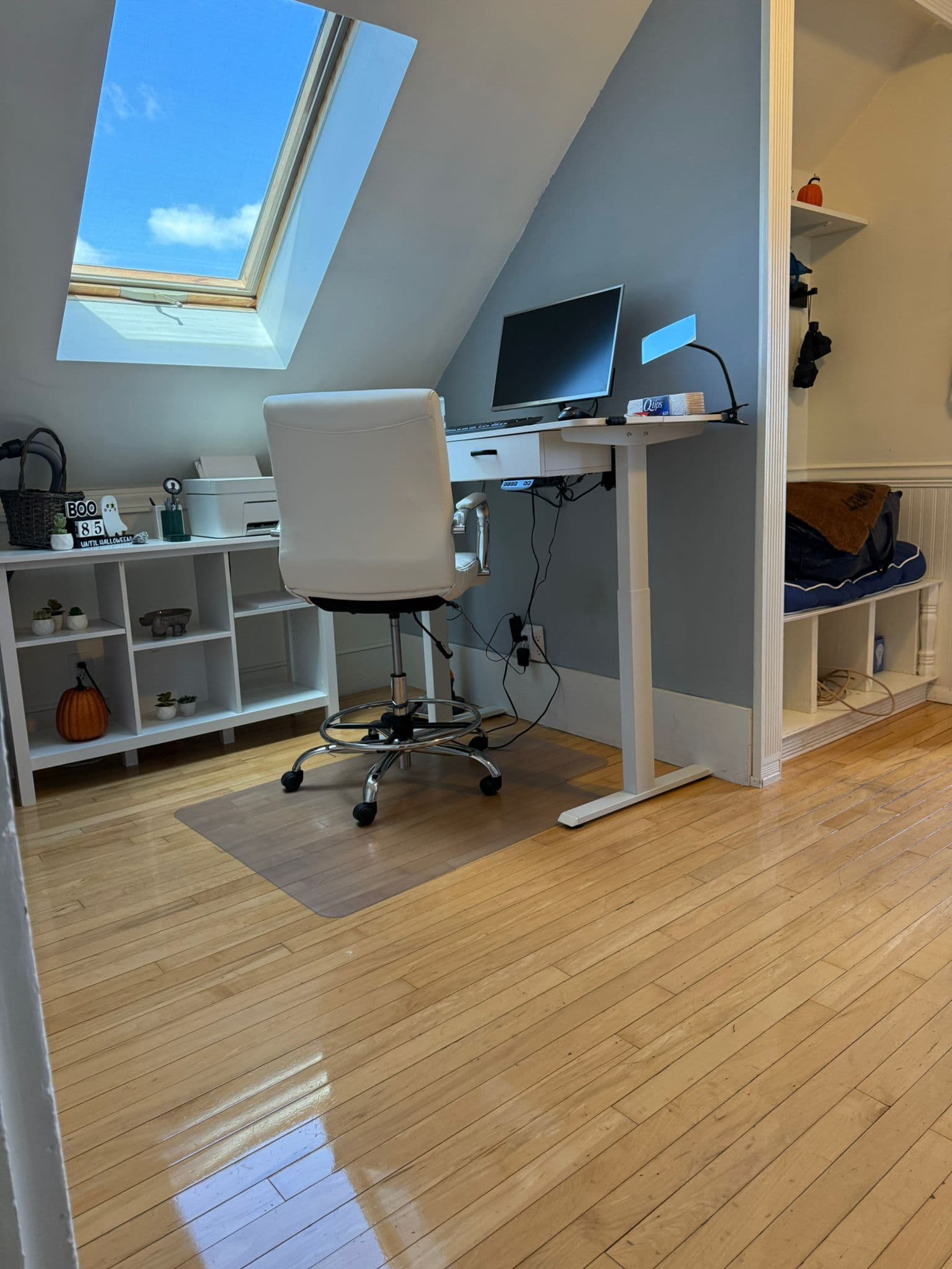 Home office detail